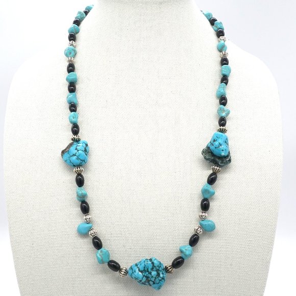 🎉Hostess Pick🎉 Necklace with Genuine Turquoise nougats and beads. - Picture 3 of 6